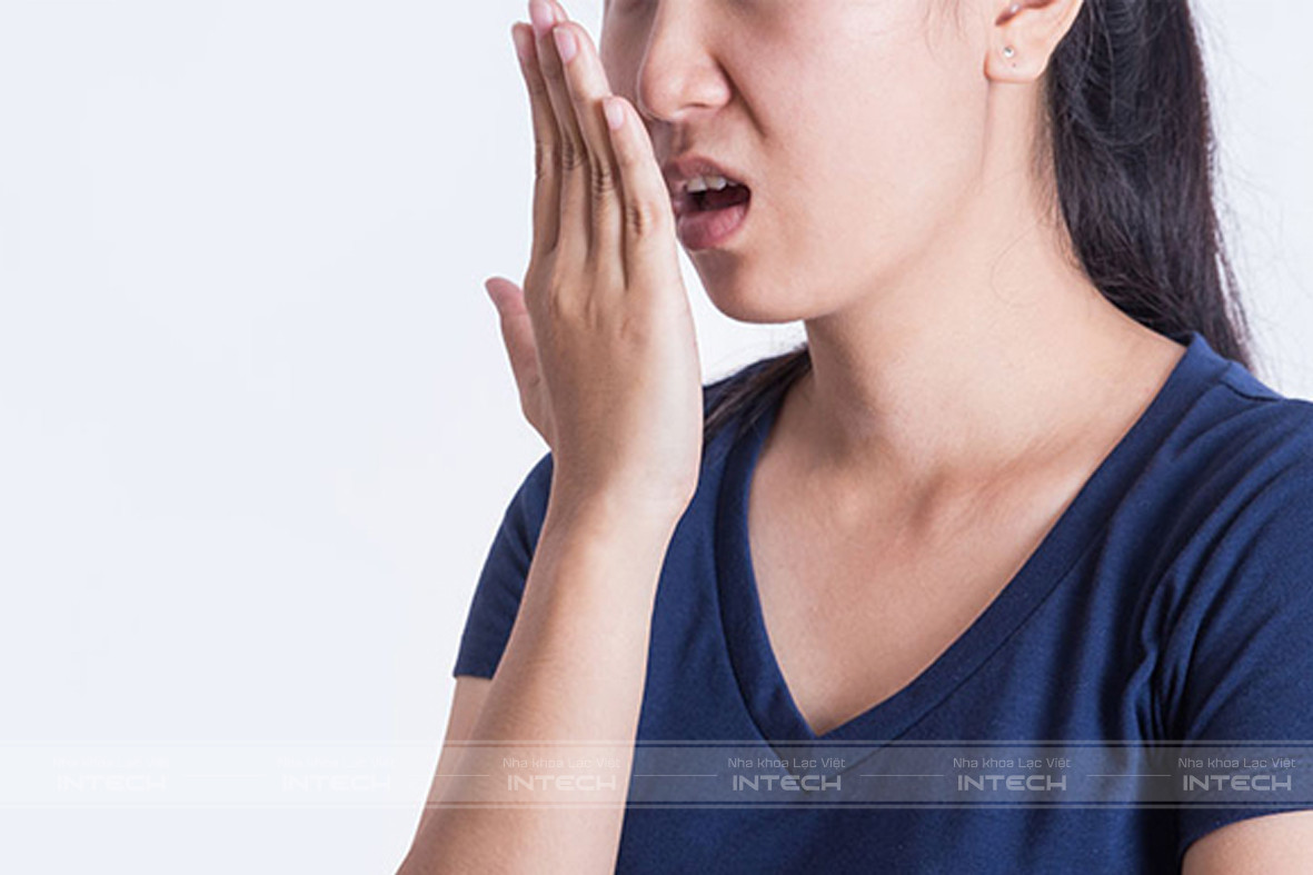 Hôi miệng ảnh hưởng nhiều đến tâm lý, sức khỏe tinh thần.