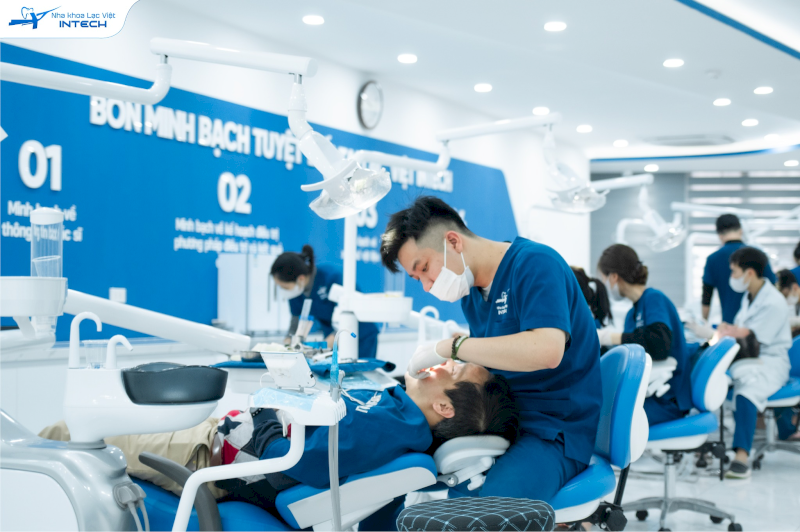 Chi phí trồng răng Implant Dentium Hàn Quốc phụ thuộc vào nhiều yếu tố như cơ sở nha khoa, thời điểm khuyến mãi, công nghệ áp dụng,...