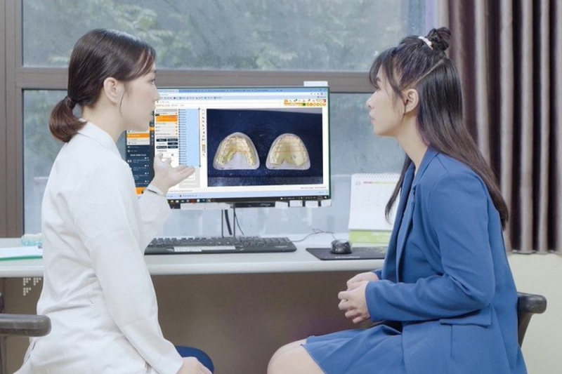 điều trị khớp cắn ngược bao nhiêu tiền