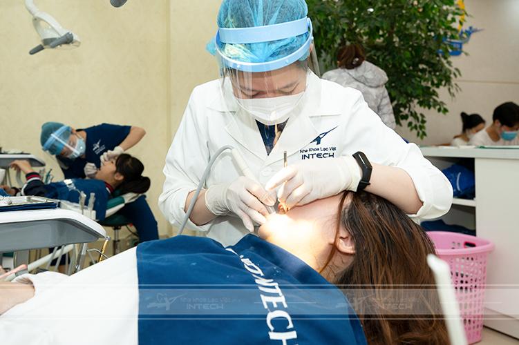 Lựa chọn nha khoa uy tín, bác sĩ chuyên môn cao để niềng răng