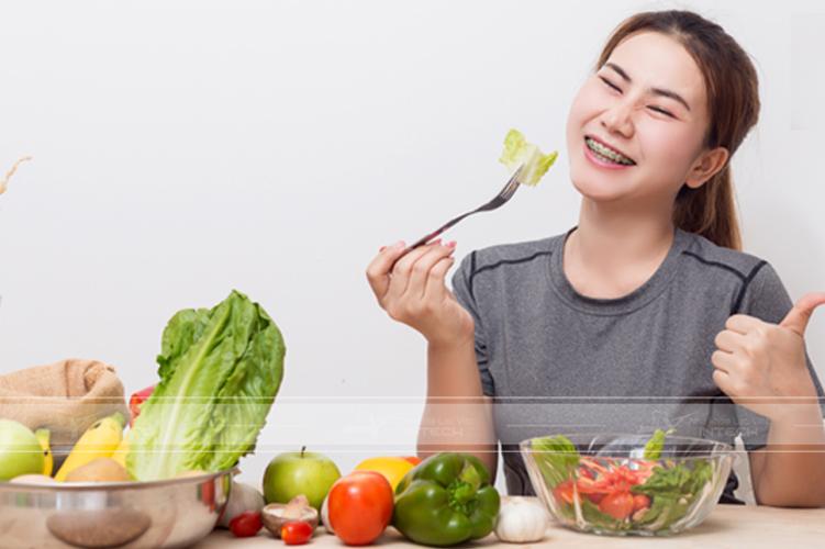 Niềng răng nên ăn gì?