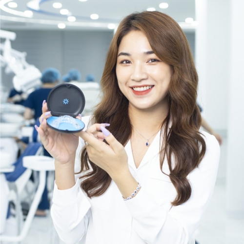 Niềng răng Invisalign