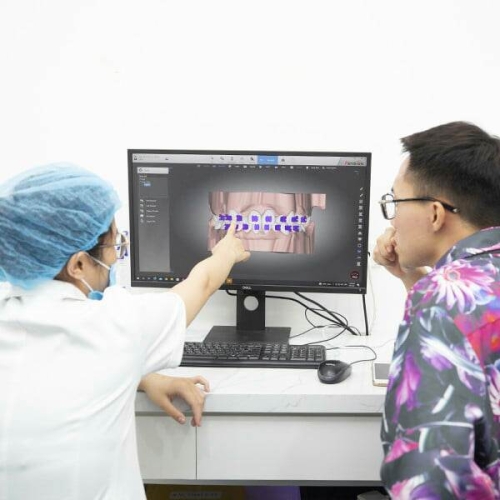 Niềng răng mắc cài